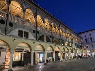 Padova-piazza-erbe